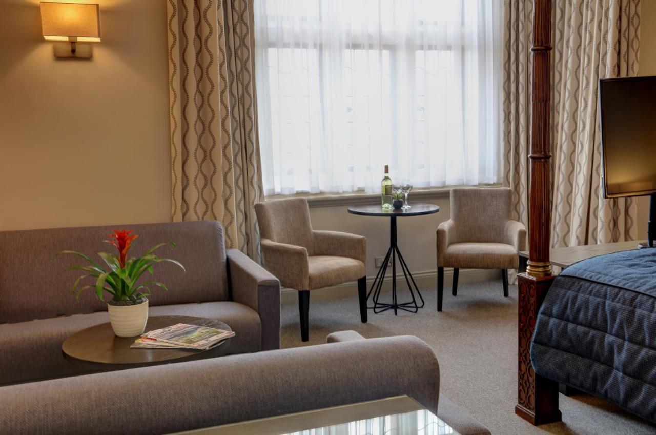 Crown & Mitre Hotel Карлайл Екстериор снимка