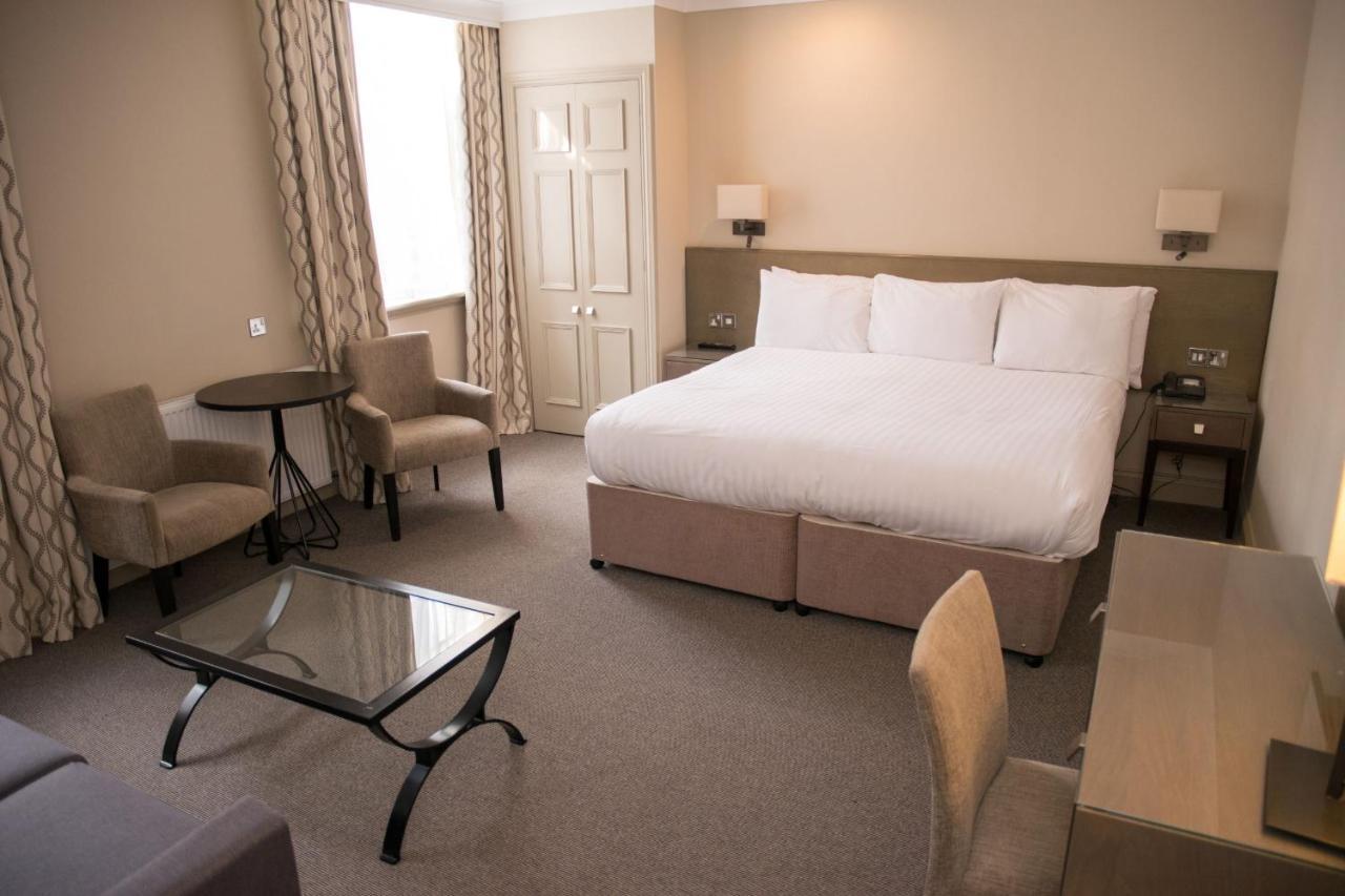 Crown & Mitre Hotel Карлайл Екстериор снимка