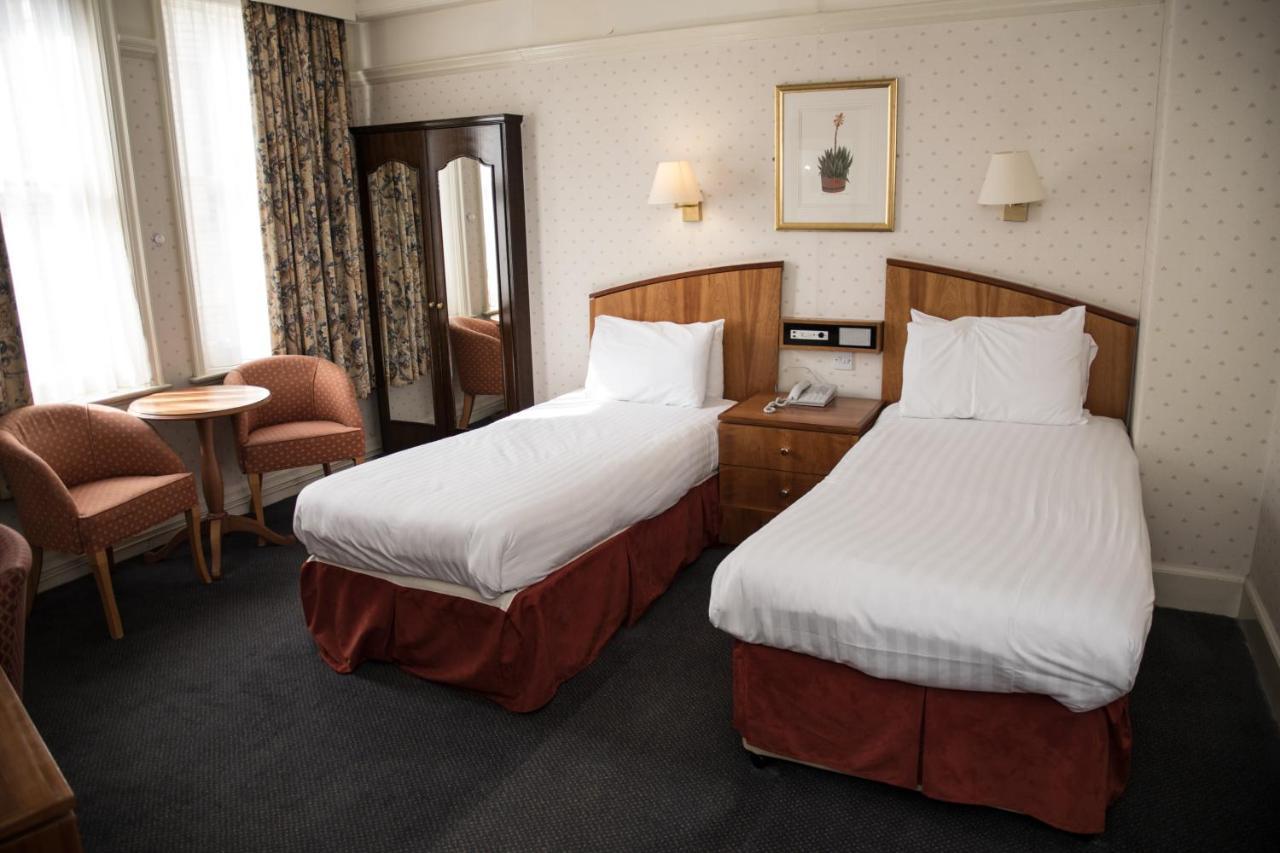 Crown & Mitre Hotel Карлайл Екстериор снимка
