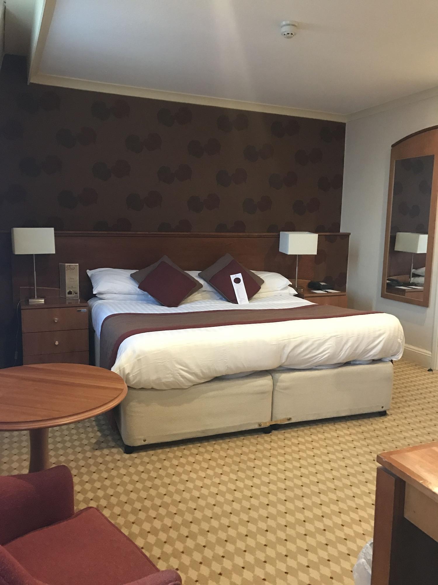 Crown & Mitre Hotel Карлайл Екстериор снимка
