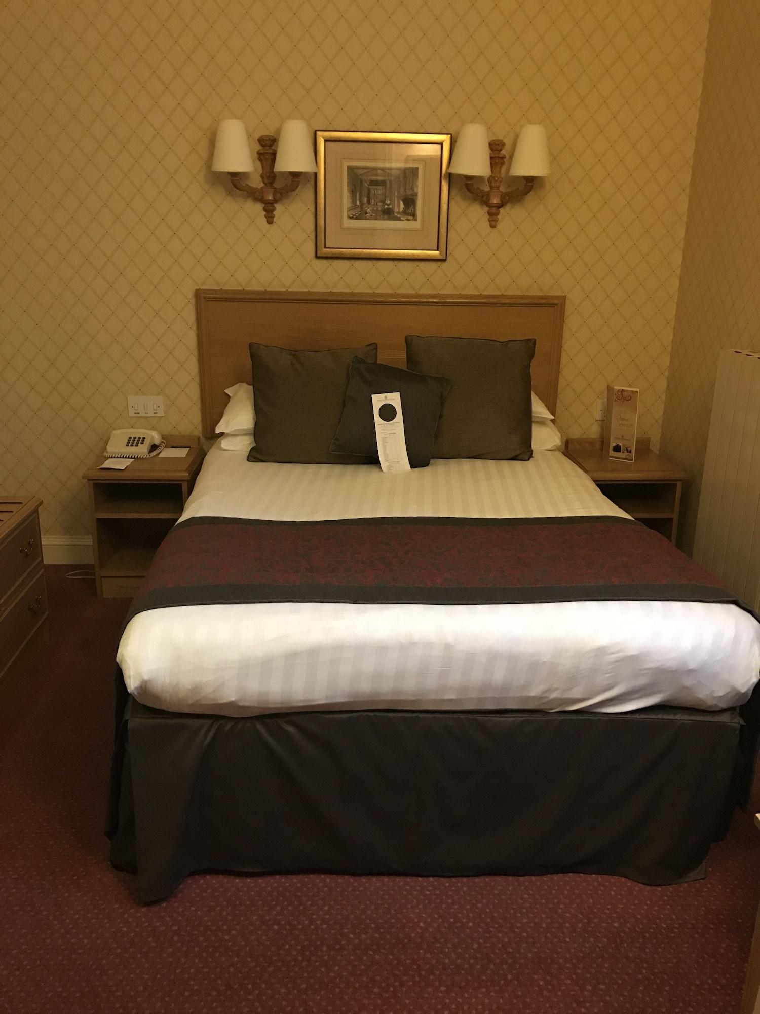 Crown & Mitre Hotel Карлайл Екстериор снимка