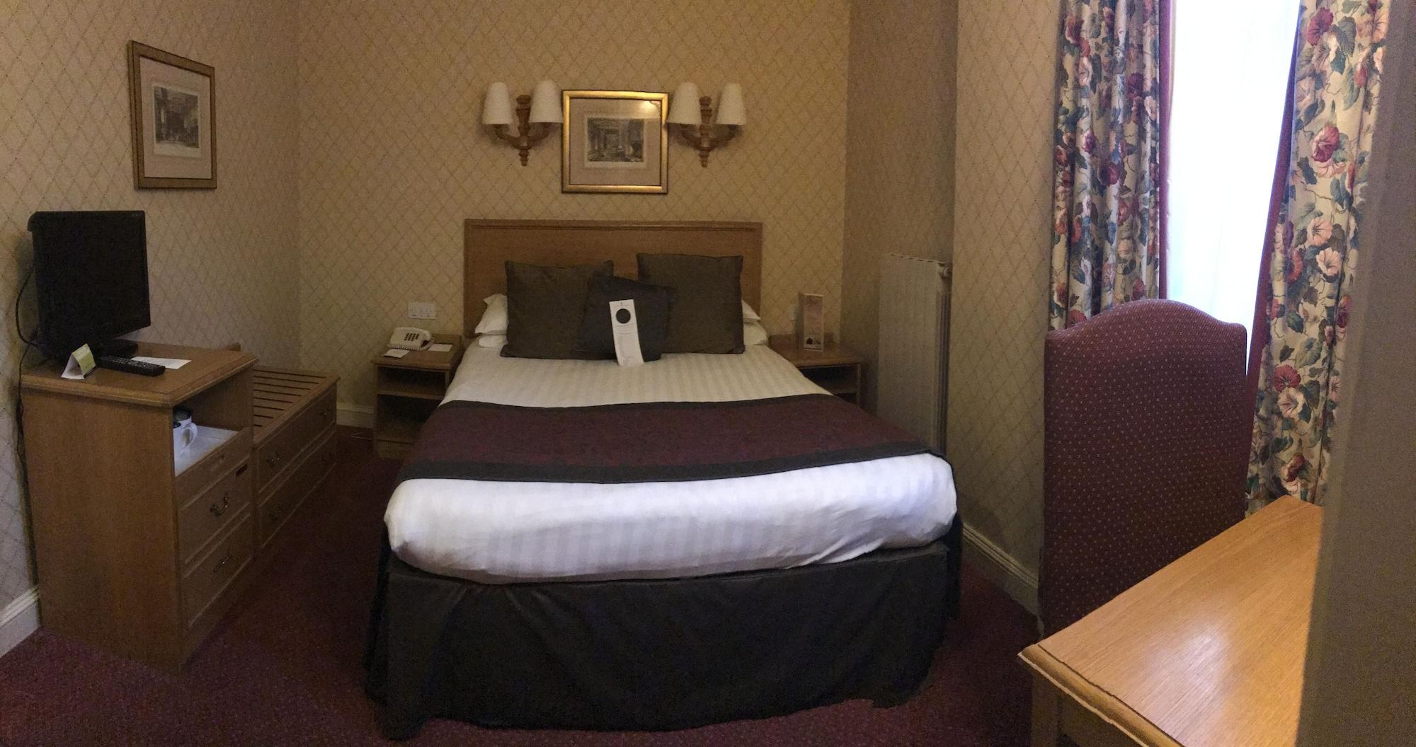 Crown & Mitre Hotel Карлайл Екстериор снимка