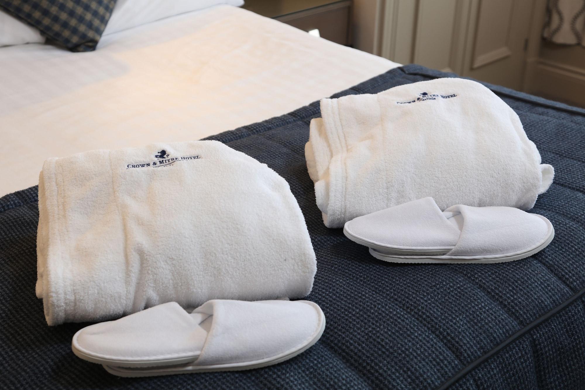 Crown & Mitre Hotel Карлайл Екстериор снимка
