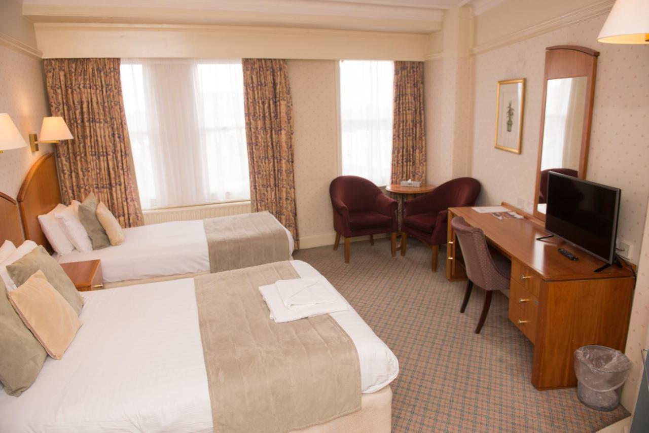 Crown & Mitre Hotel Карлайл Екстериор снимка