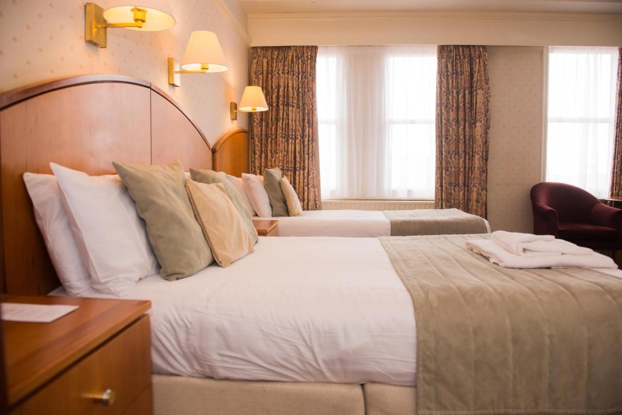 Crown & Mitre Hotel Карлайл Екстериор снимка