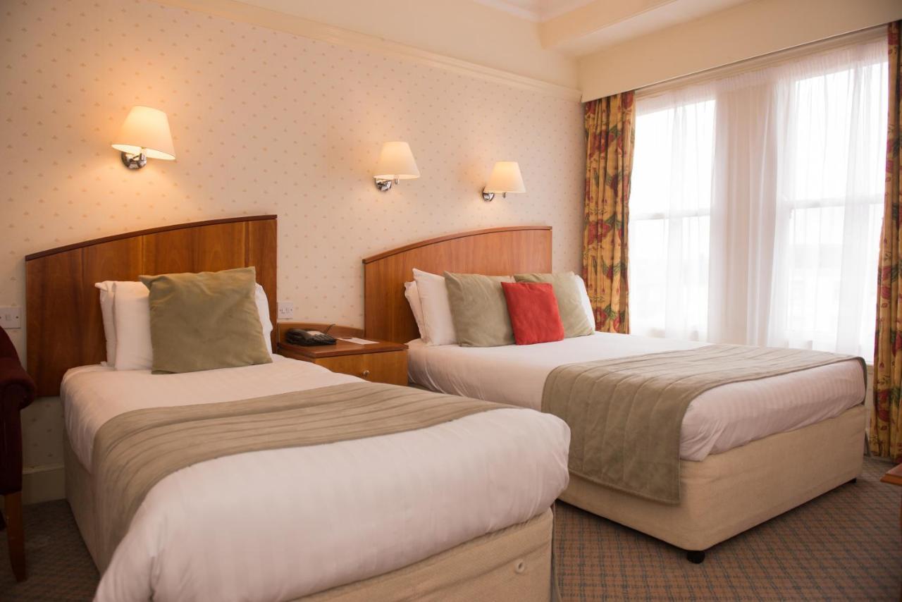Crown & Mitre Hotel Карлайл Екстериор снимка
