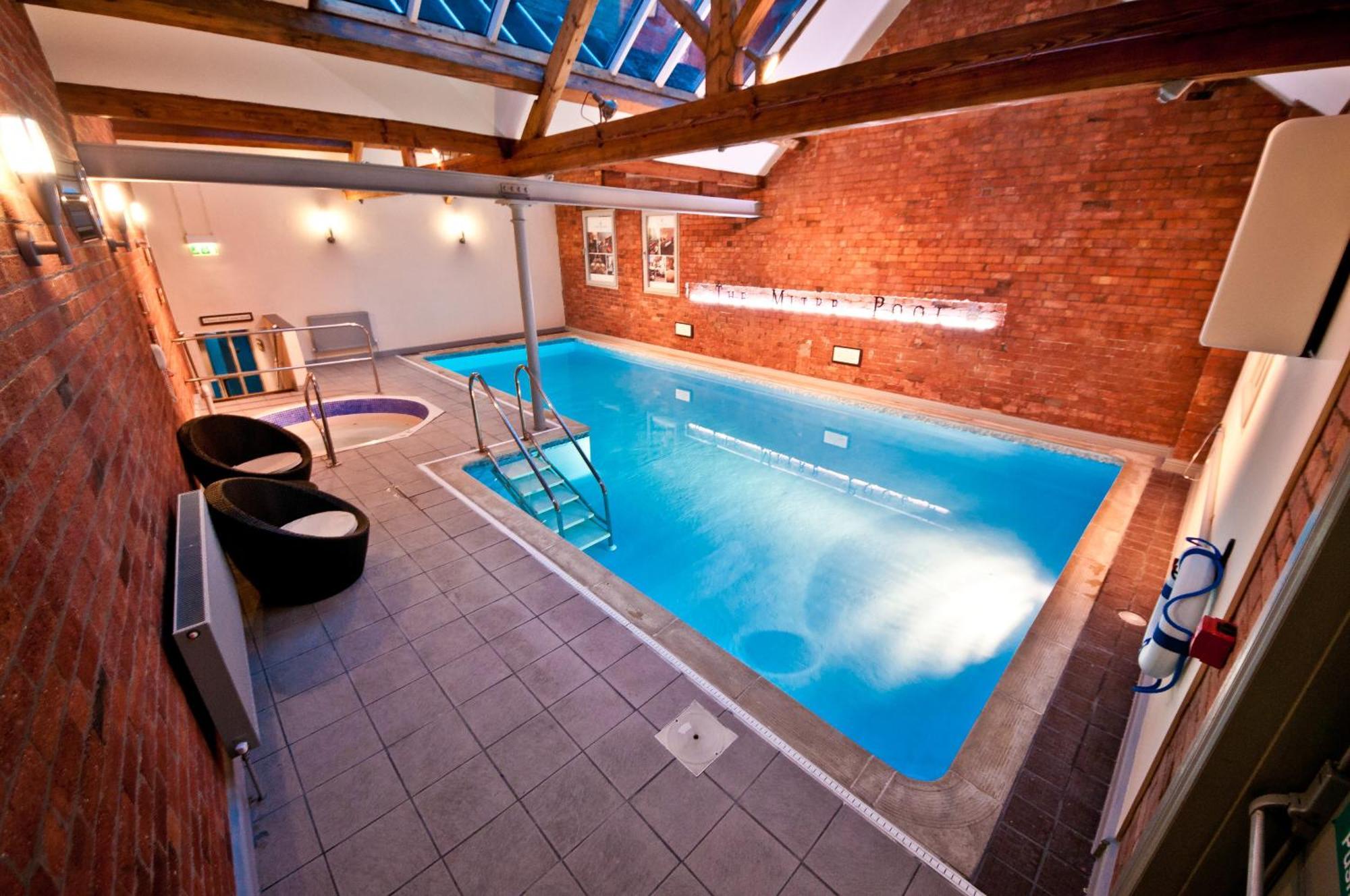 Crown & Mitre Hotel Карлайл Екстериор снимка