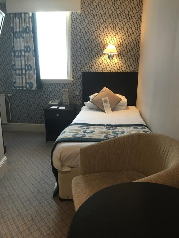 Crown & Mitre Hotel Карлайл Екстериор снимка